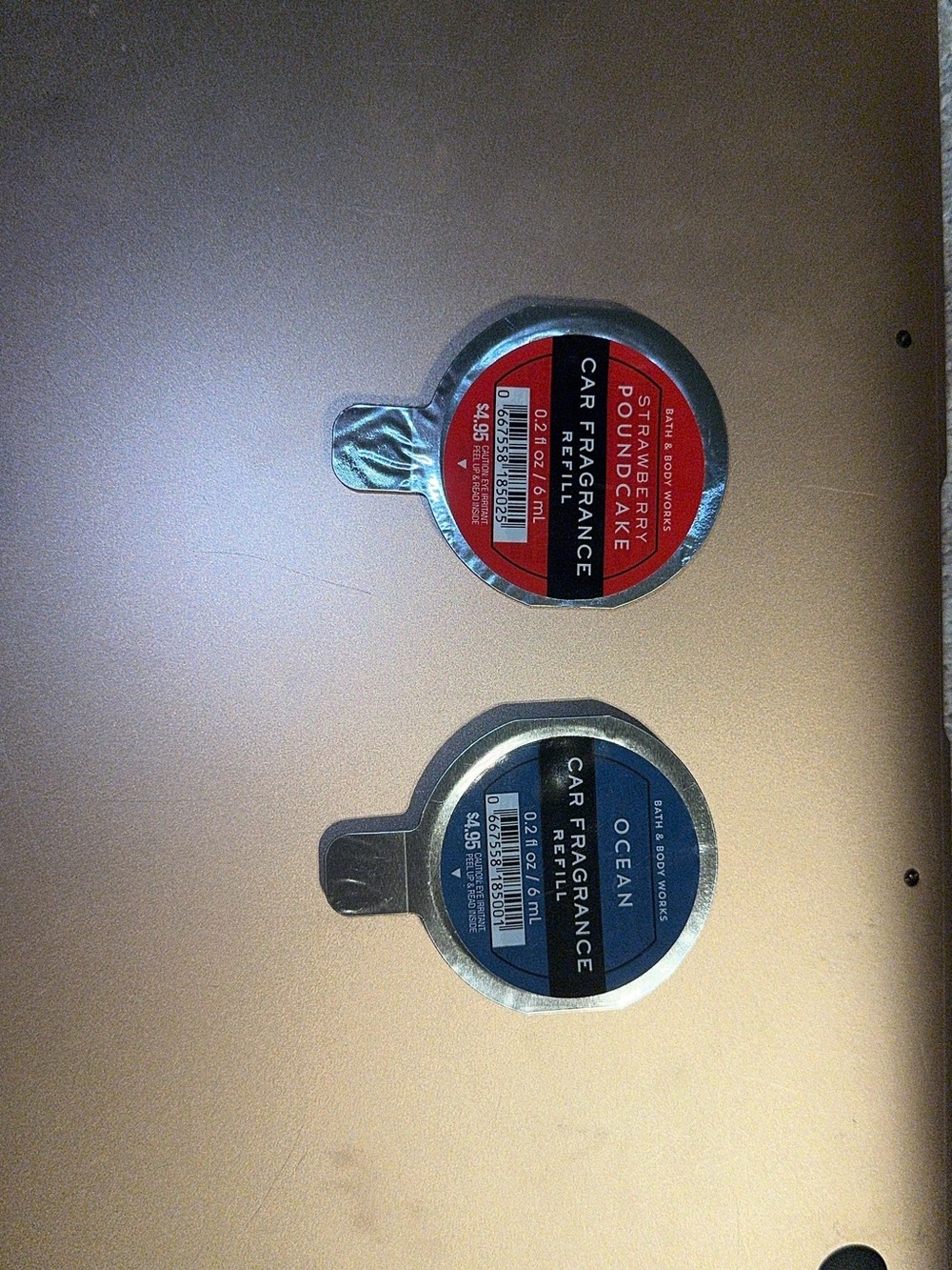 Bath & Body Works Strawberry Poundcake And Ocean Car Fragrance Refills